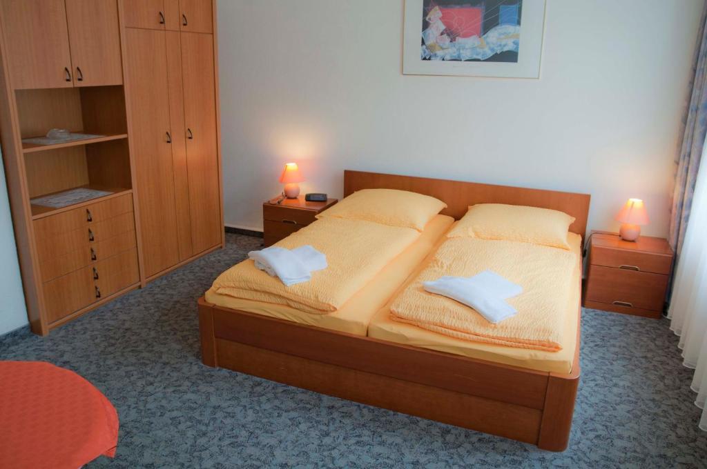 Pension Leipzig Georgplatz Habitación foto