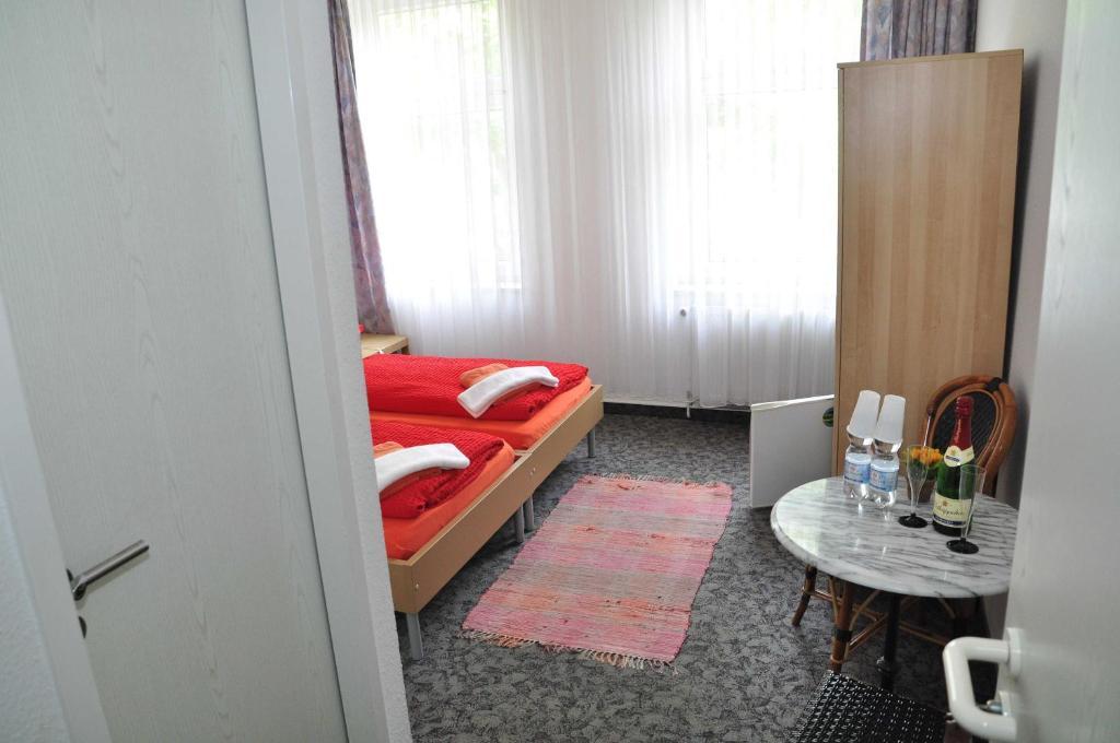 Pension Leipzig Georgplatz Habitación foto