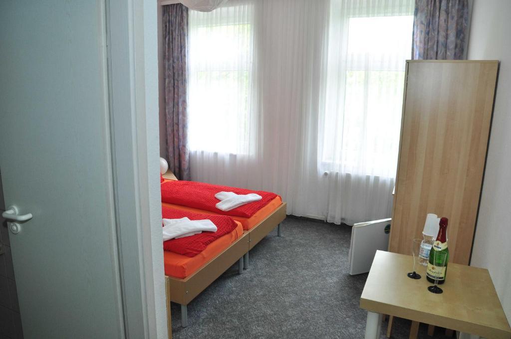 Pension Leipzig Georgplatz Habitación foto